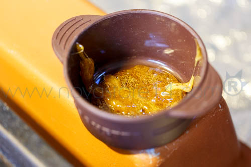 bho dans un plat en silicone